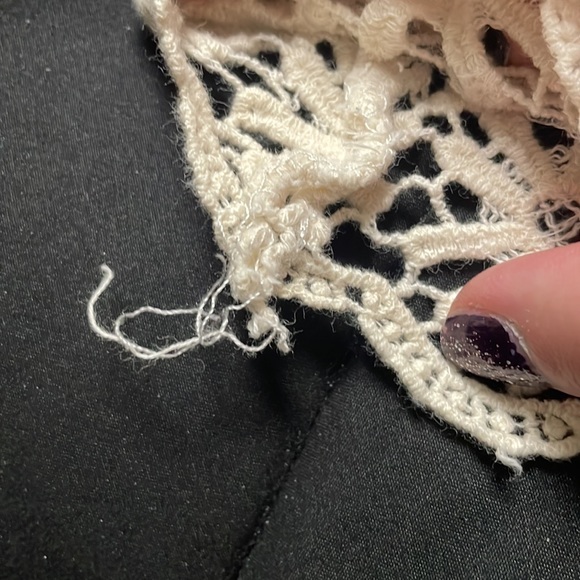 Paper Scissors crop top - Picture 2 of 3